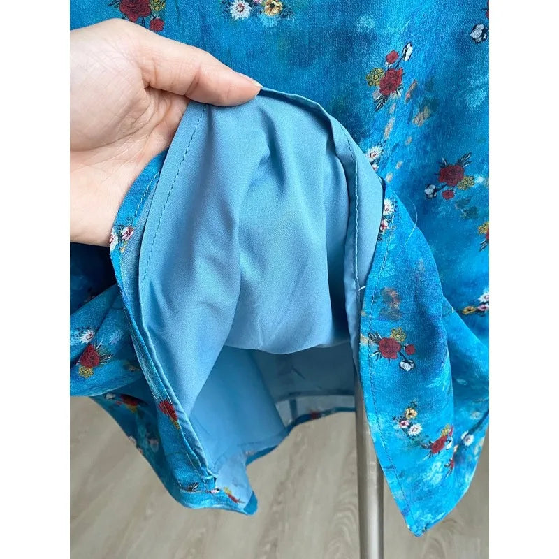 Vintage Aesthetic — Forget-Me-Not Blue Floral