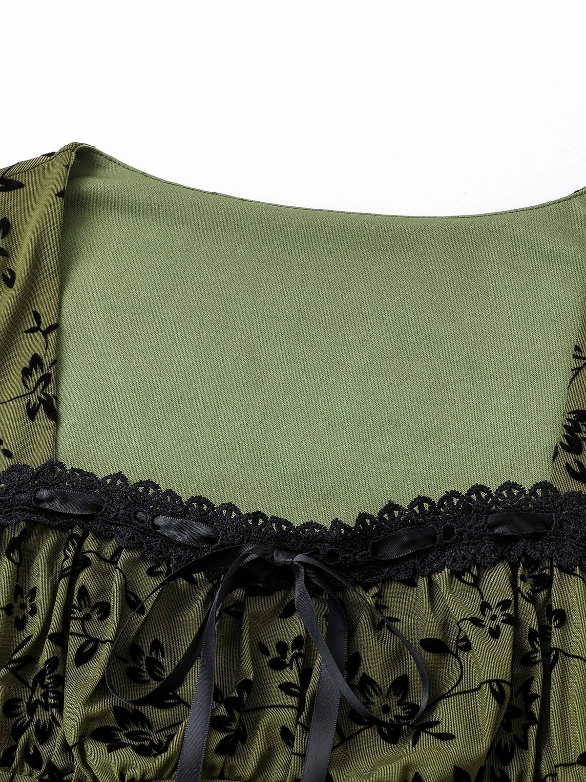 Robe fleurie en maille à manches cloche Fairycore