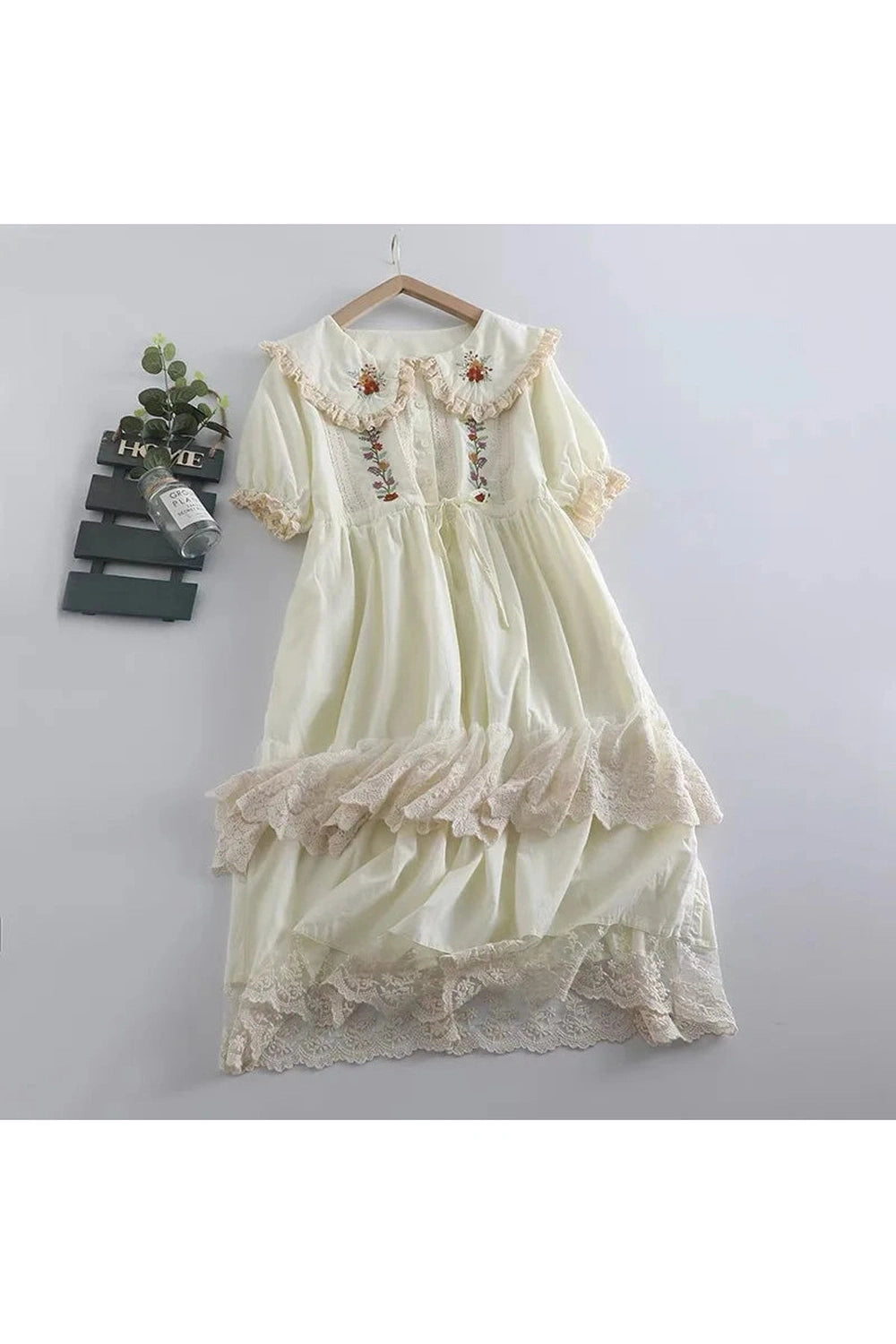 Vintage Ruffled Lace Dress cottagecoreclothes