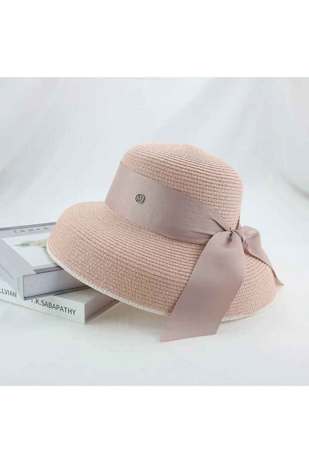 Vintage Black and White Beach Hat cottagecoreclothes