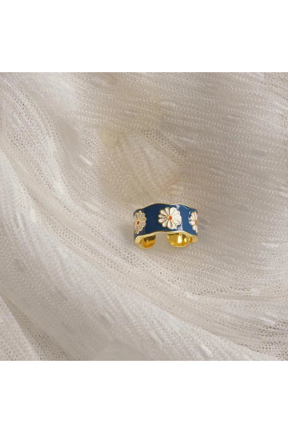 Vintage Daisy Band Ring cottagecoreclothes