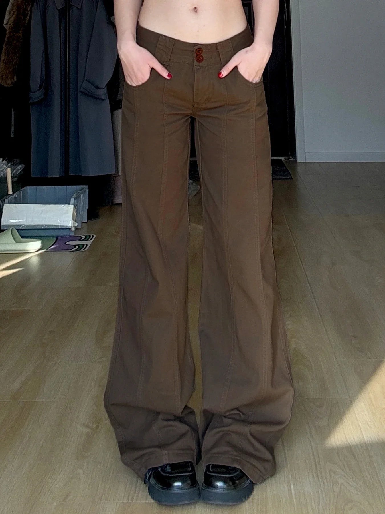 Retro Aesthetic Earthen Flare Low-Rise Trousers