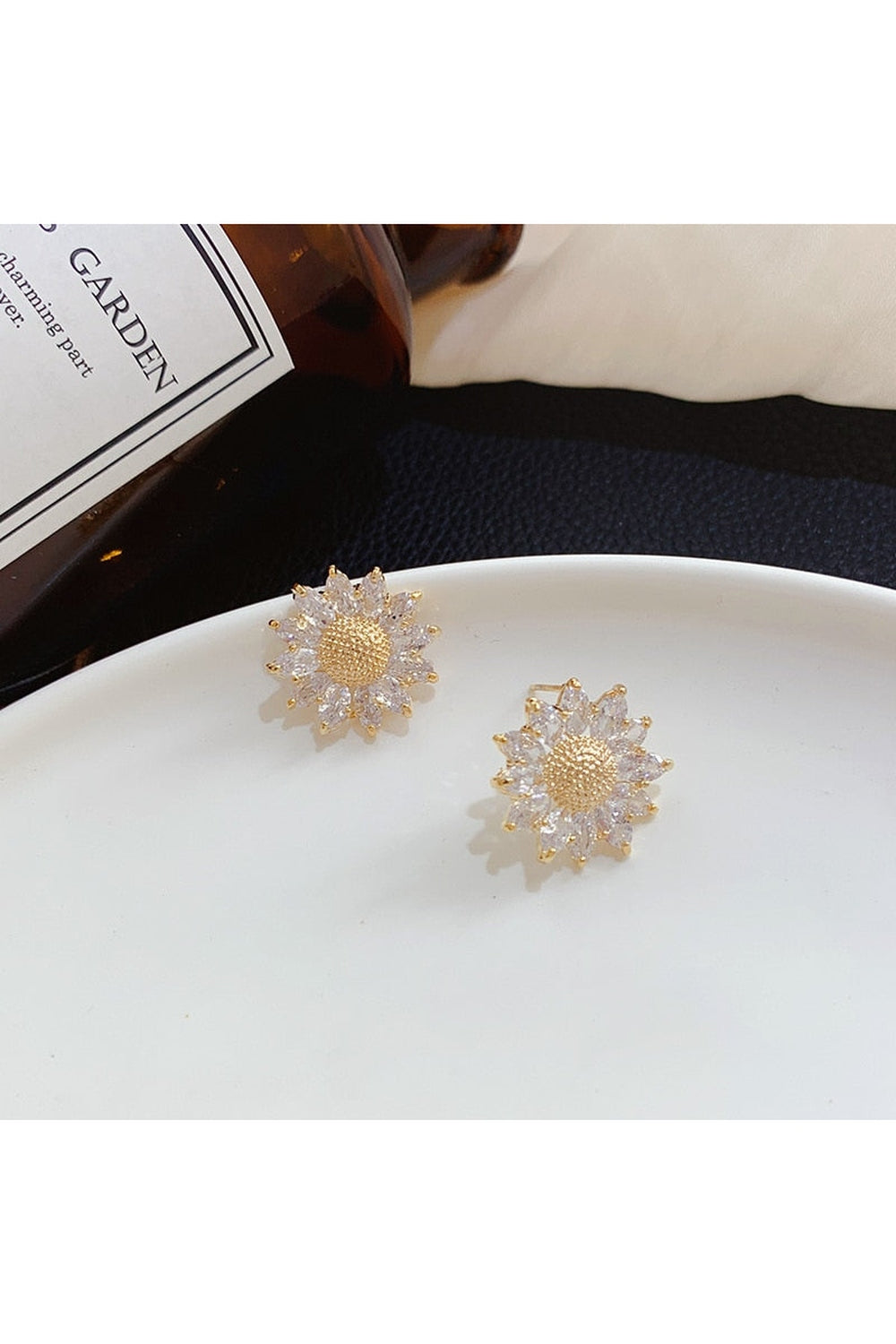 Sparkly Crystal Daisy Flower Earrings cottagecoreclothes