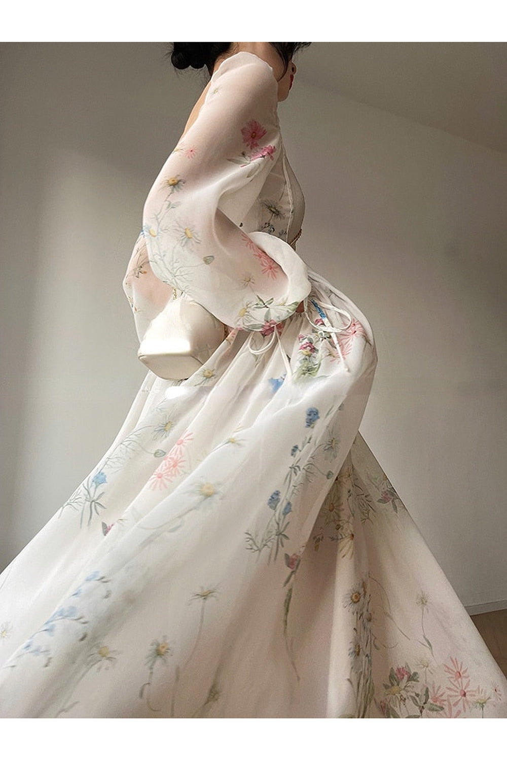 Elegant vintage dress with flowers cottagecoreclothes