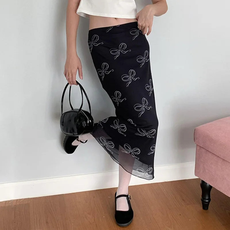 Dark Cottagecore Floral Print Velvet Skirt