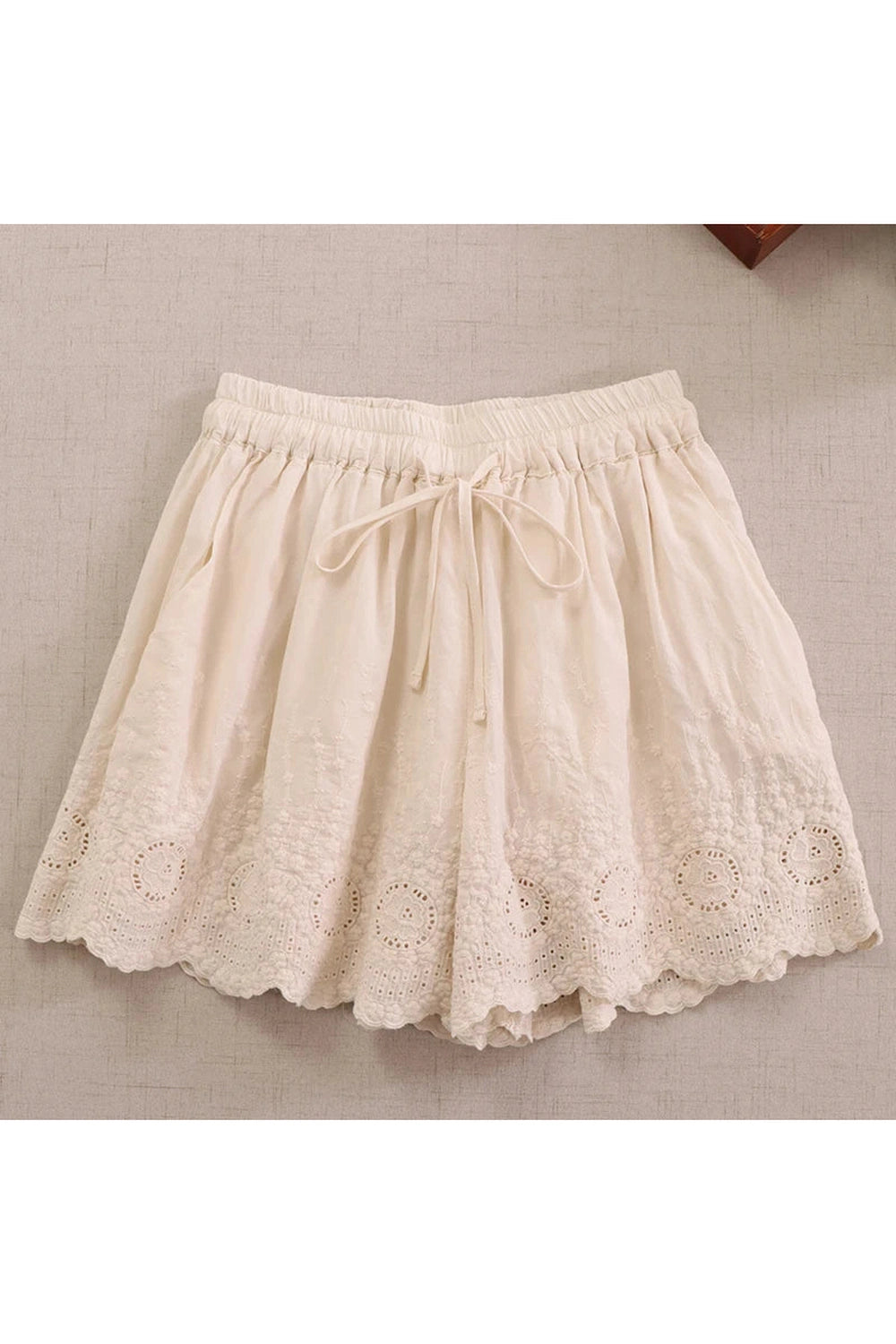 Sweet Hollow Embroidery Shorts