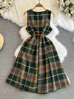 Vintage Plaid V-Neck Buttoned Dress