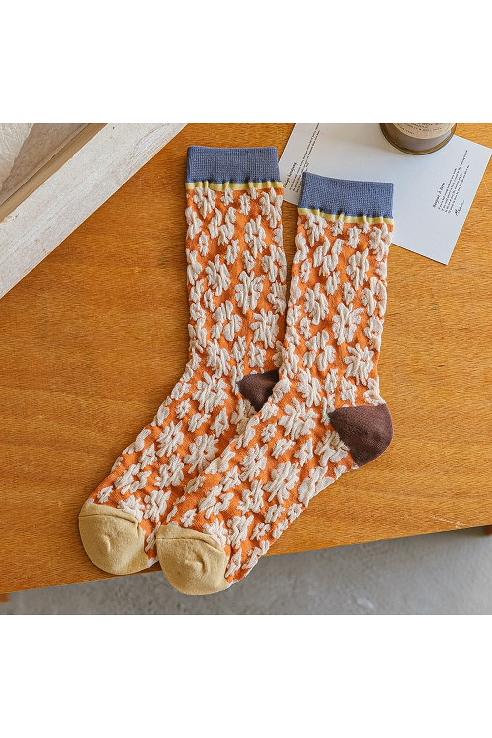 Asymmetric Retro Jacquard Socks