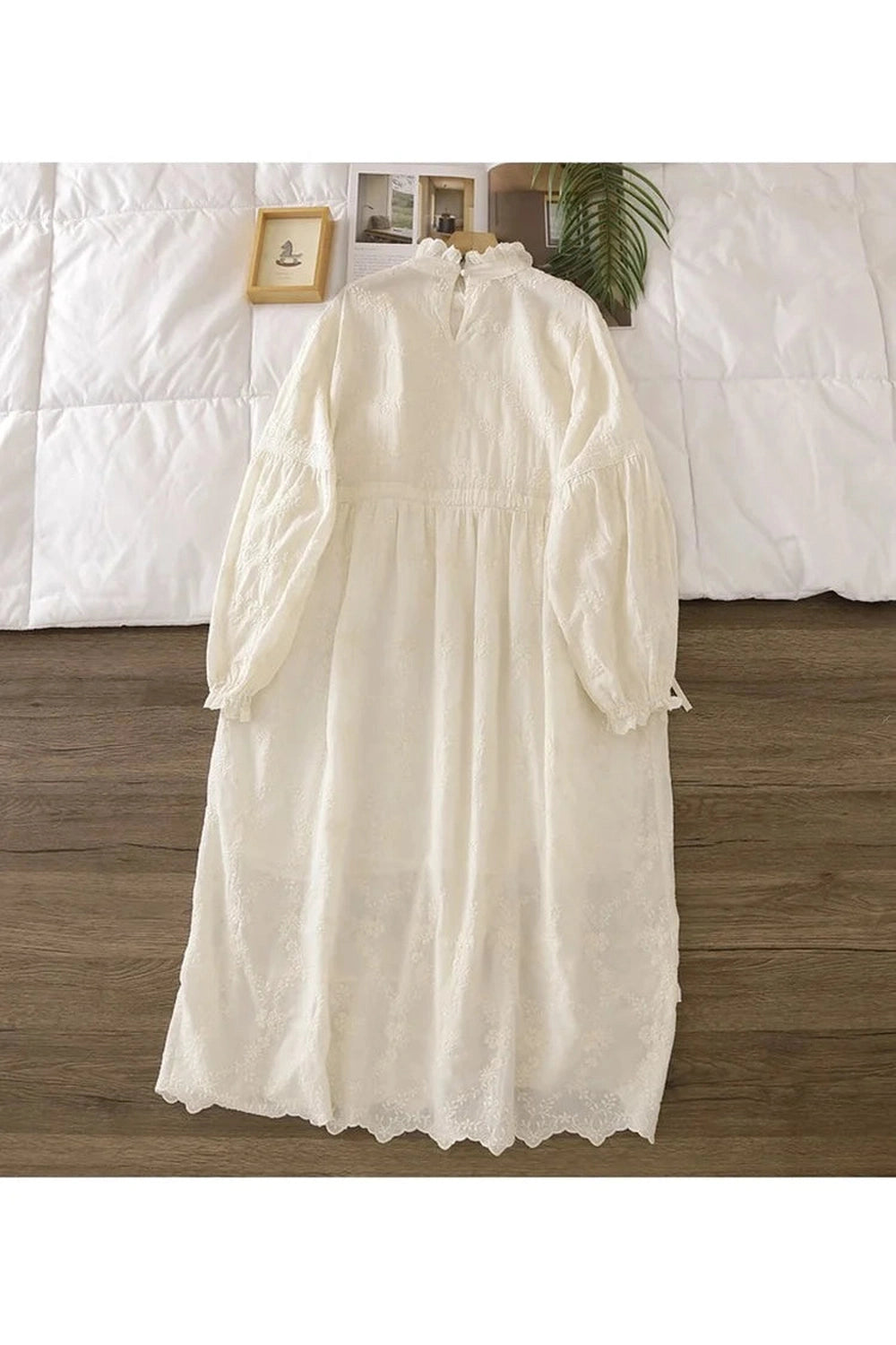 Vintage-Inspired Pleated Smock Dress