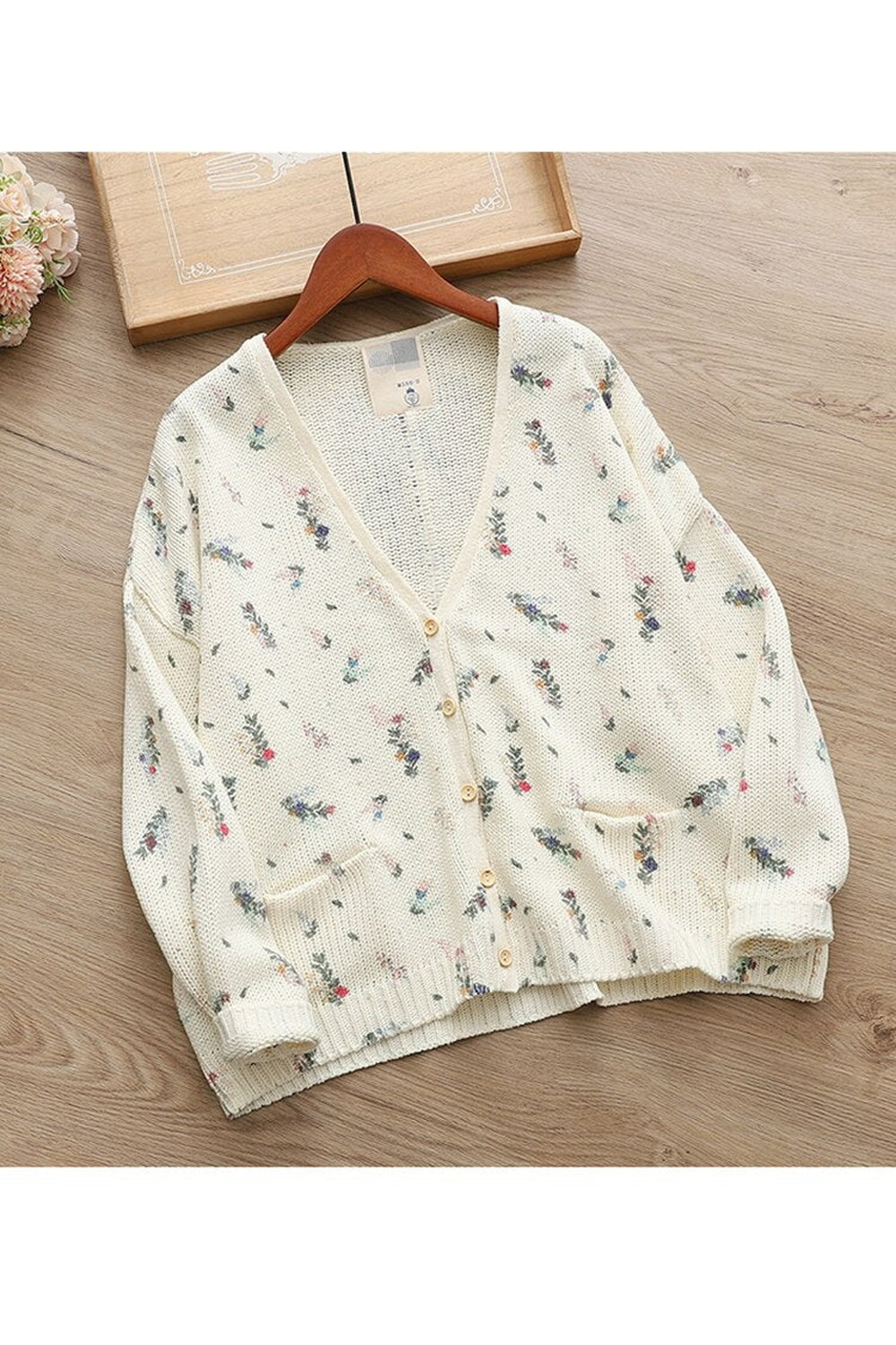 Vintage V-Neck Wheat Print Fall Cardigan