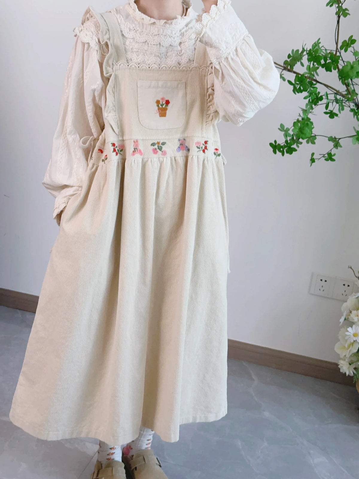 Mori Girl Sleeveless Embroidered Apron Dress