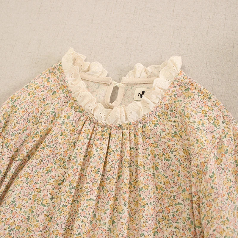 Vestido longo com acabamento em renda floral Cottagecore