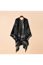 Geometric Lattice Pattern Poncho