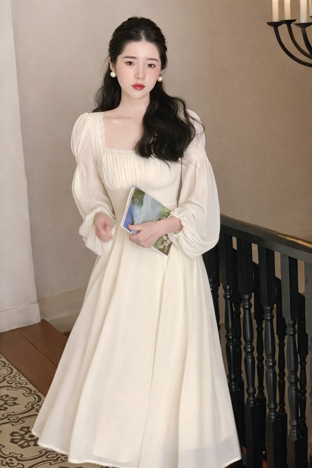 Elegantes, einfarbiges Midikleid